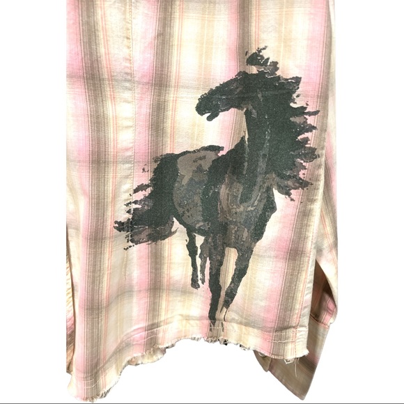 Country Royalty Snap front embroidered with rhinestones cotton shirt Medium - Picture 6 of 9